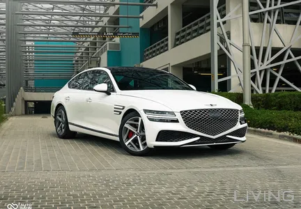 Genesis G80  2023